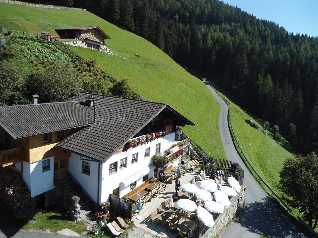 Gasthaus Oberkirn Schenna Extérieur photo