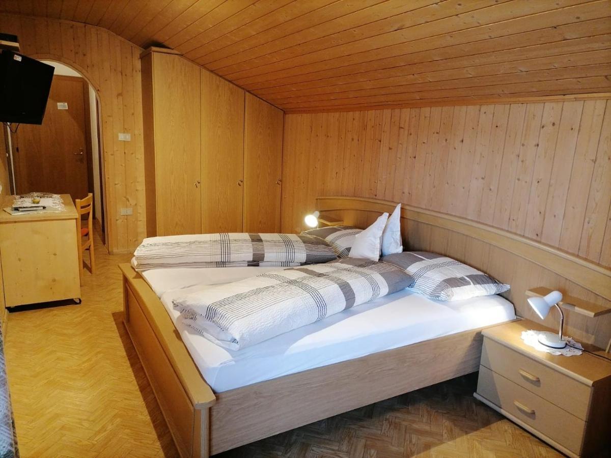 Gasthaus Oberkirn Schenna Extérieur photo
